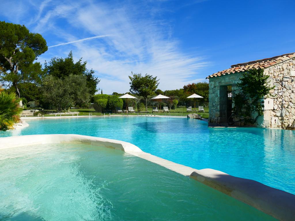Mas de la Rose, Chambre d'hôtes de luxe à Orgon proche de St Remy de Provence, Adresses Exclusives