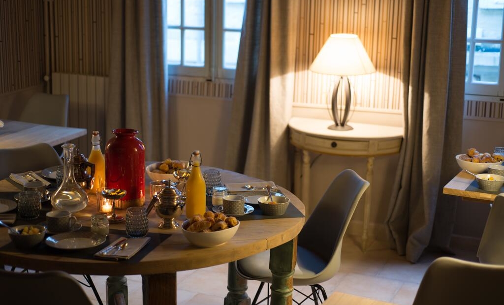 La Banasterie, maison d'hôtes de luxe dans le centre ville d'Avignon à côte du Palais des Papes, Adresses Exclusives
