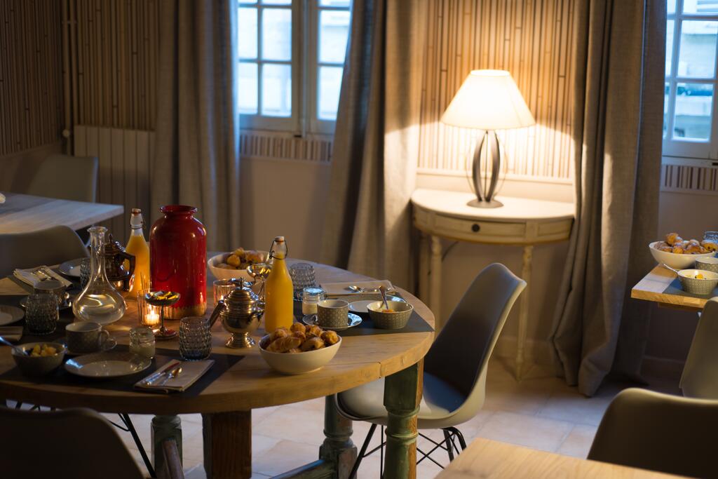 La Banasterie, maison d'hôtes de luxe dans le centre ville d'Avignon à côte du Palais des Papes, Adresses Exclusives
