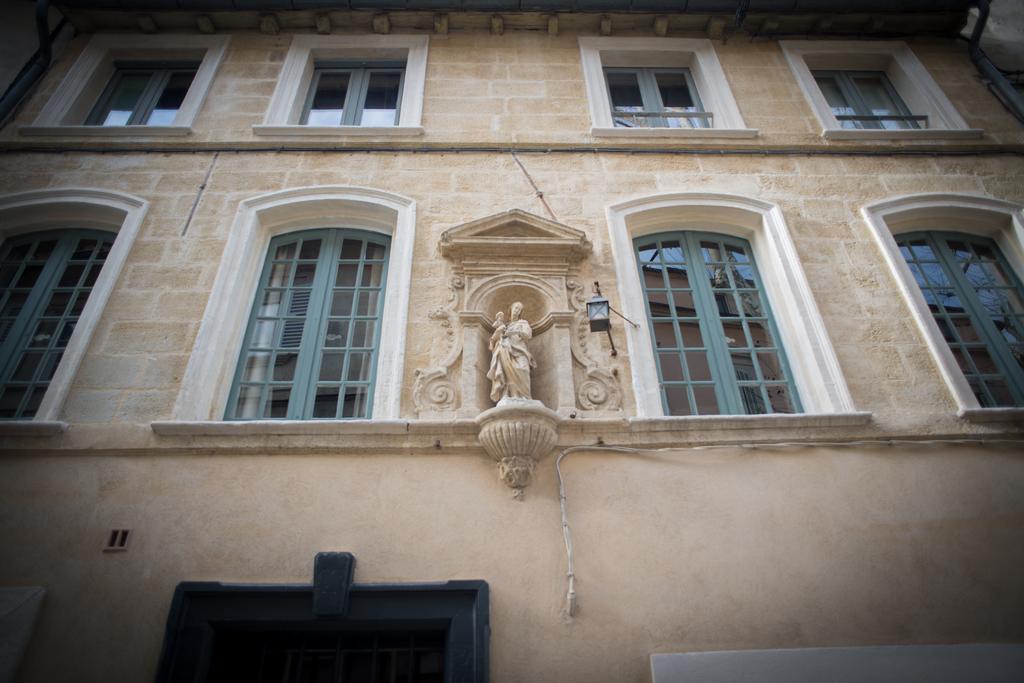 La Banasterie, maison d'hôtes de luxe dans le centre ville d'Avignon à côte du Palais des Papes, Adresses Exclusives