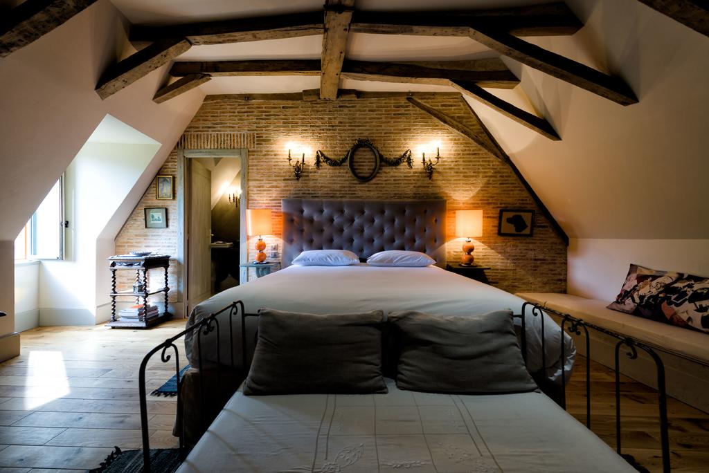 Château de Saint Georges, Maison d'hôtes et Chambre d'hôtes de luxe à Saint-Georges-sur-Moulon, proche de Bourges dans le Centre Val de Loire, Adresses Exclusives