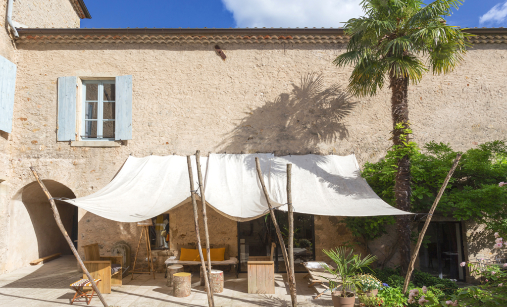 Château d'Uzer, Maison et chambres d'hôtes de Luxe entre Provence et Cévennes, en sud Ardèche. Adresses Exclusives