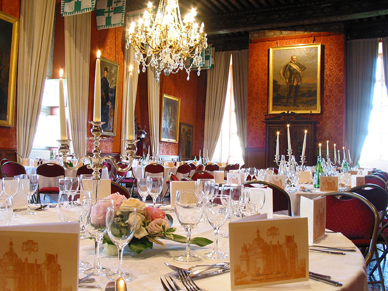 château de Brissac, Location de Luxe Angers, Val de Loire, Adresses Exclusives.