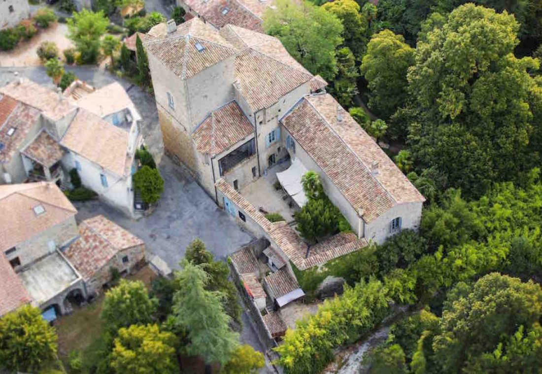Château d'Uzer, Maison et chambres d'hôtes de Luxe entre Provence et Cévennes, en sud Ardèche. Adresses Exclusives