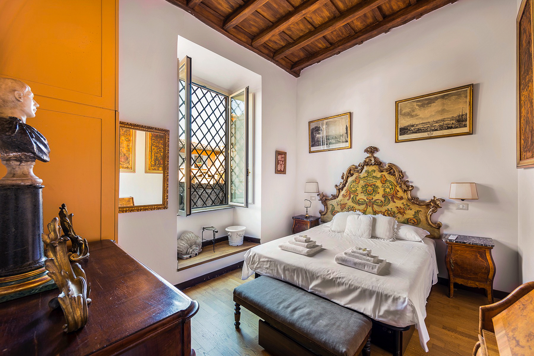 Palazzo Floridi, appartement et location de luxe dans le centre ville de Rome, Italie - Adresses Exclusives